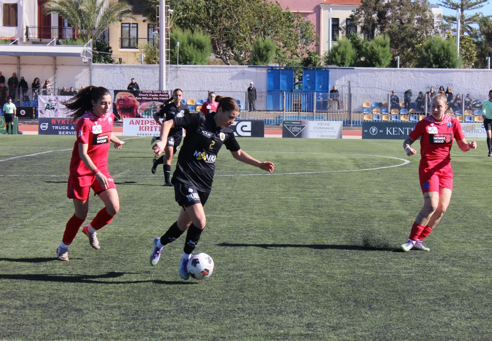 Late drama at 94’ as REA claim victory with Renoux’s signature goal
