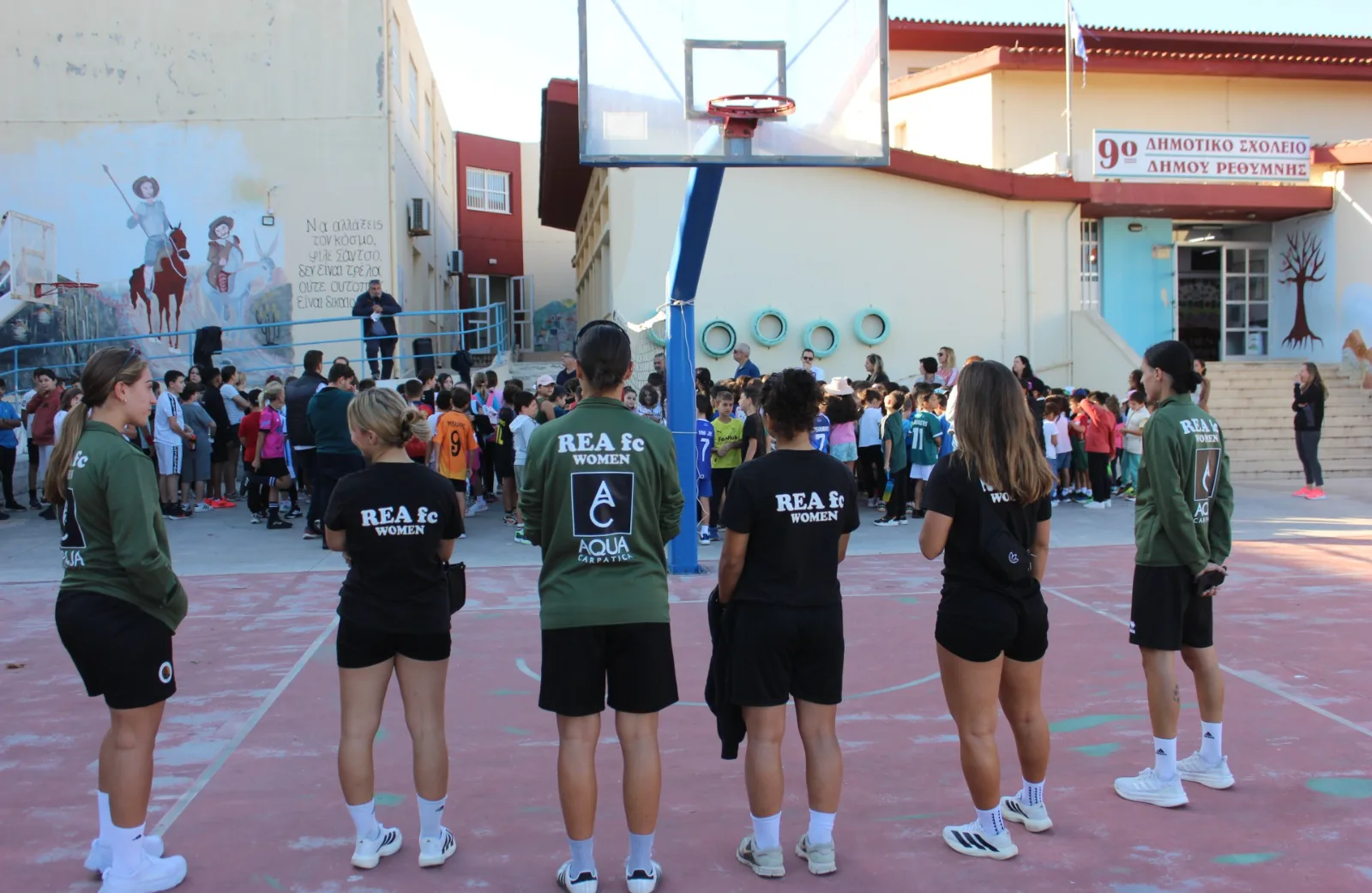 R.E.A. BRINGS FOOTBALL AND SMILES TO THE 9TH PRIMARY SCHOOL OF RETHYMNO